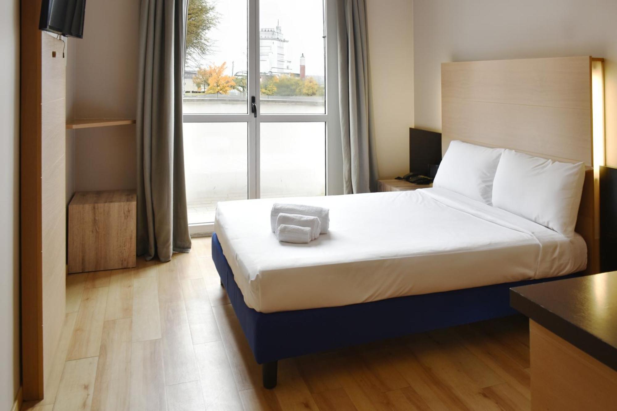 Milano Cologno 4*