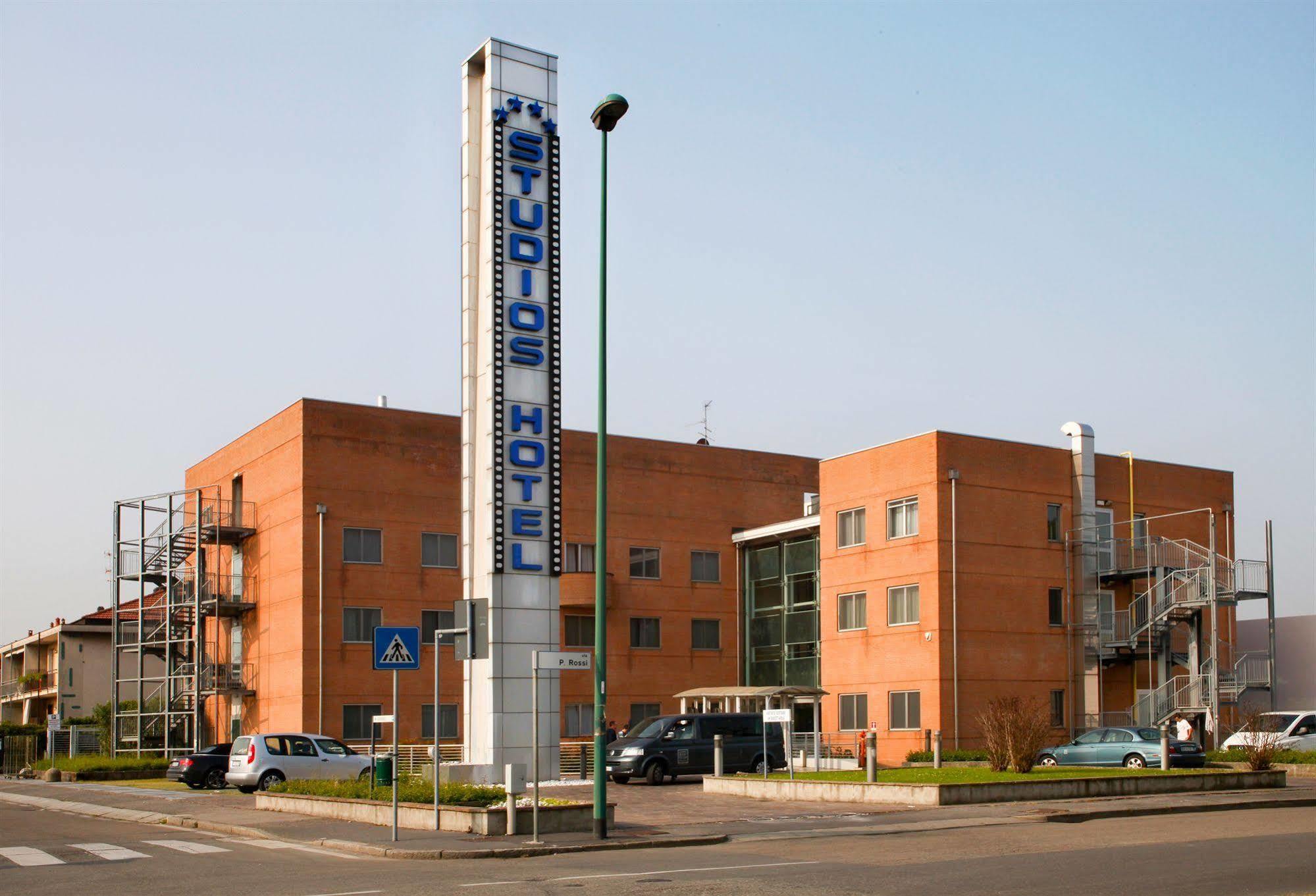 Hotel Milano Cologno 4*
